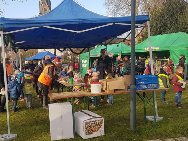 Weinachtliche Aktionen des Initiativkreises