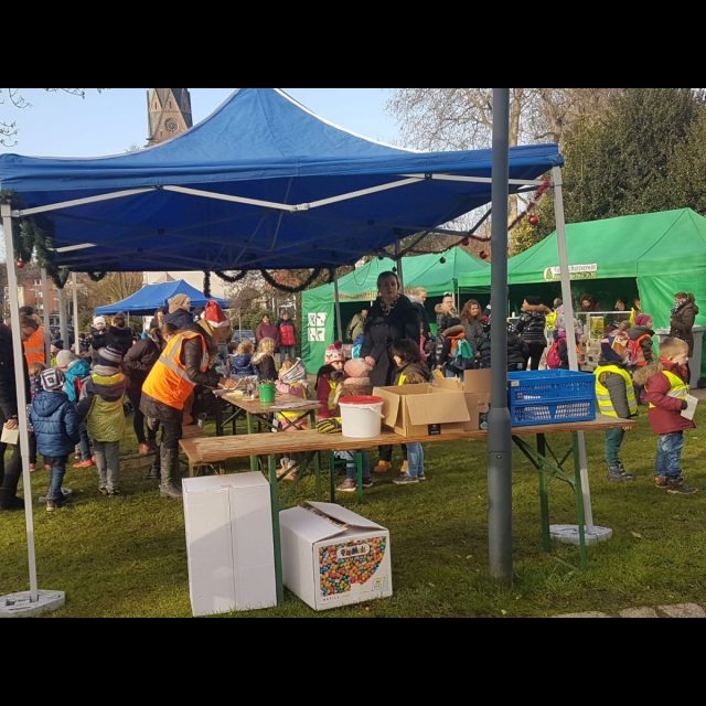 Weinachtliche Aktionen des Initiativkreises